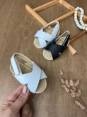 صندل نوزادی ضربدری ۱