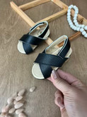 صندل نوزادی ضربدری ۱