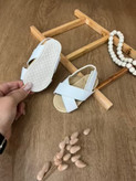 صندل نوزادی ضربدری ۱