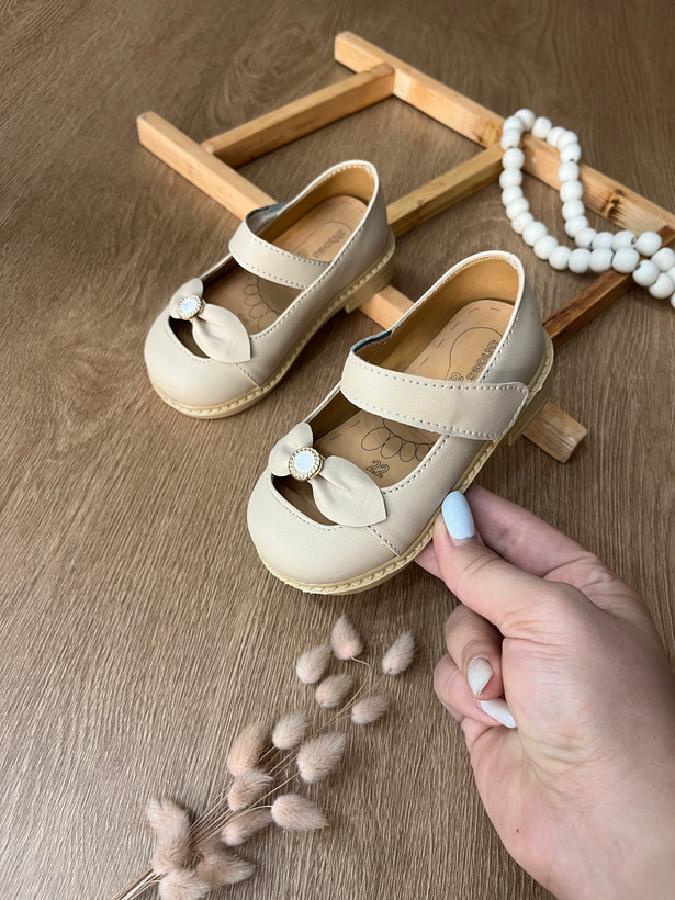 کفش عروسکی مرواریدی