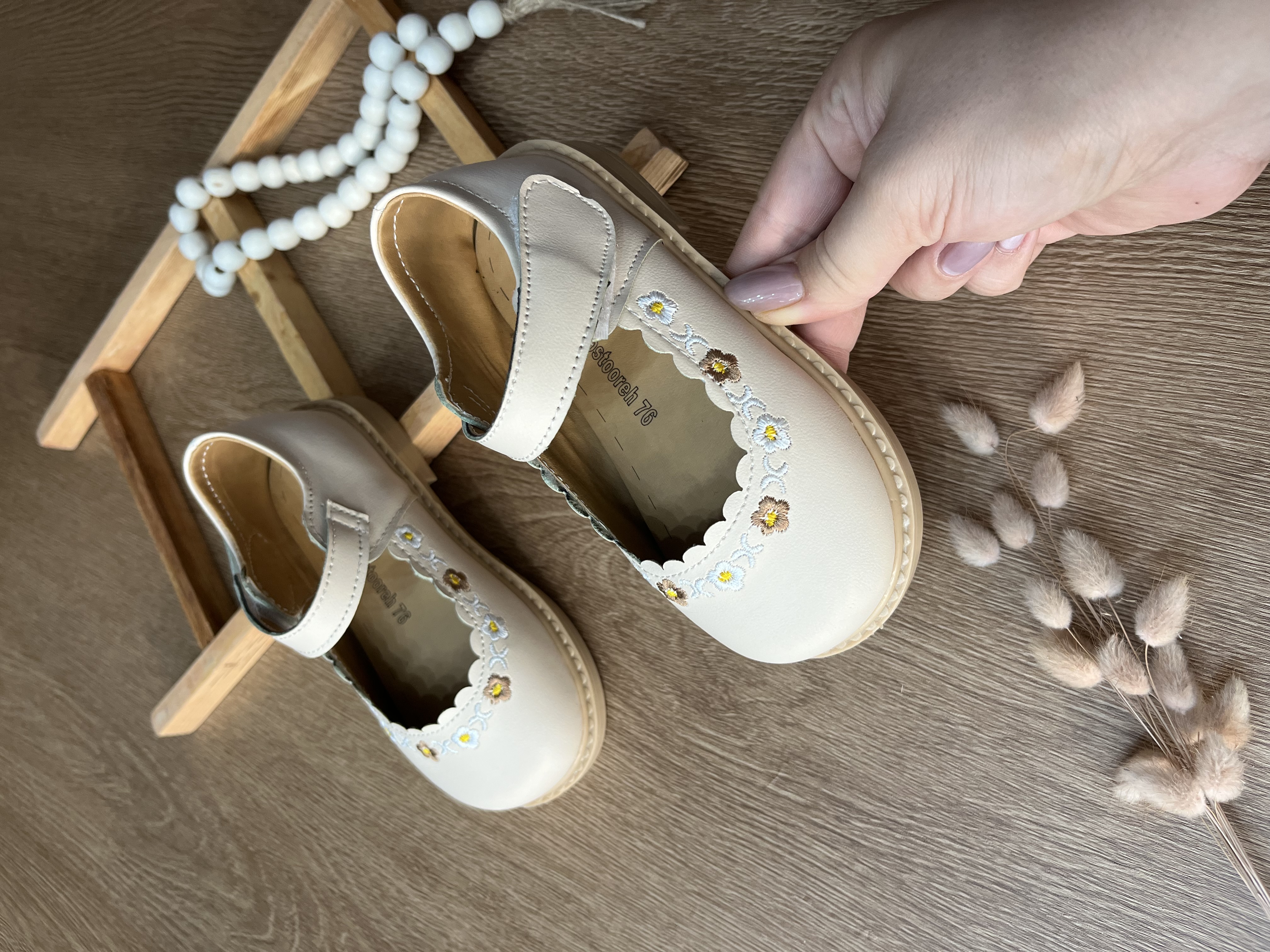 کفش عروسکی گلدوزی آیلا