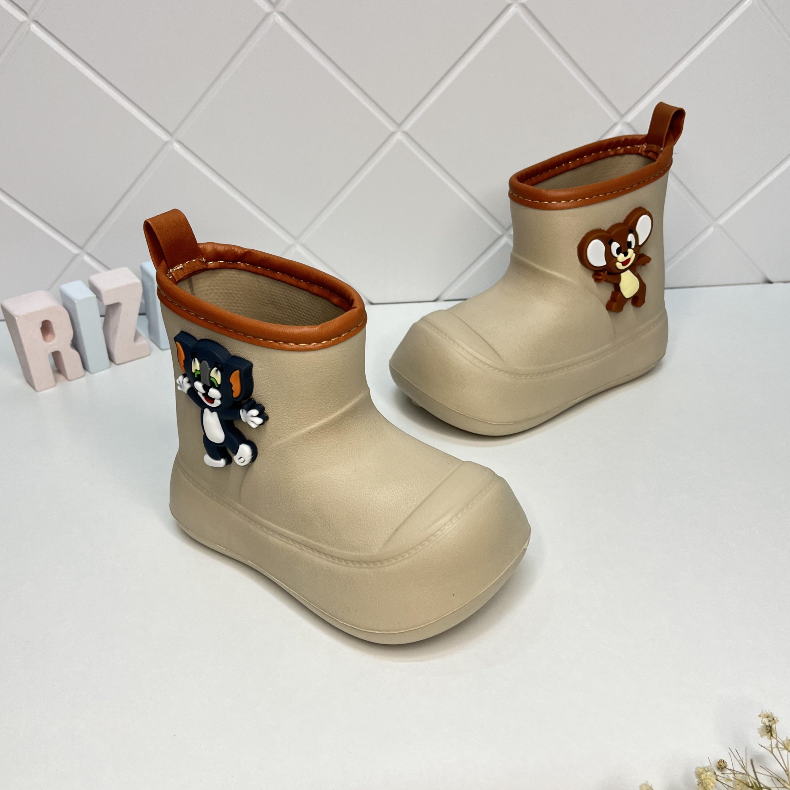 رین بوت تام و جری - Image 2