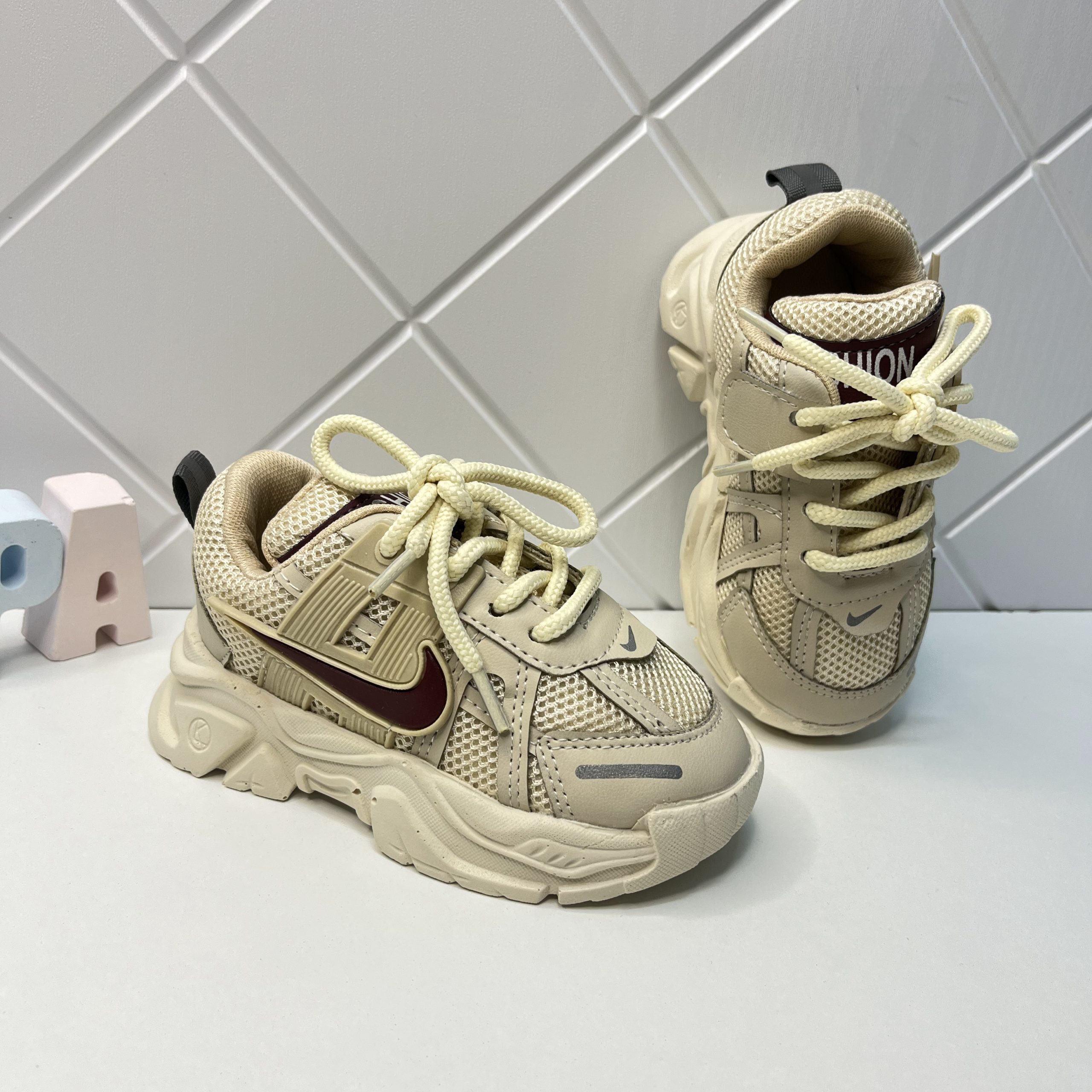 کتونی اسپرت نایک v2k - Image 3